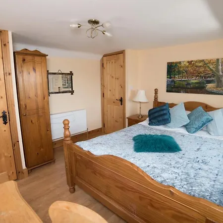 Ballygown * Torpys Cross Roads